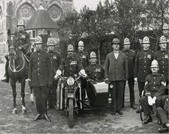 On-this-day-15th-September-in-1928-Hastings-Police-set-up-a-‘flying-squad’-equipped-with-powerful-motorbikes-with-sidecars.